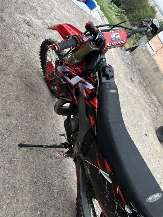 продам honda cr250