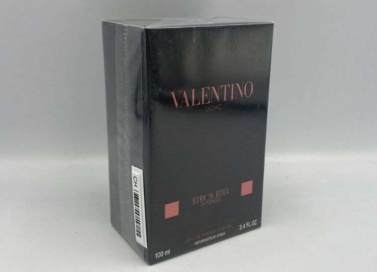 Valentino born in roma intense