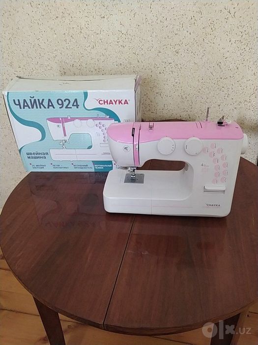 Швейная машинка Чайка