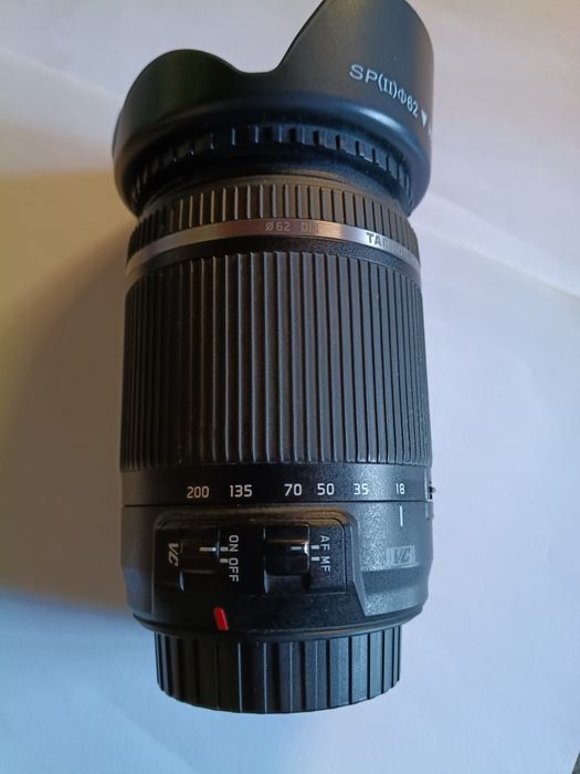 Обектив Tamron 18-200