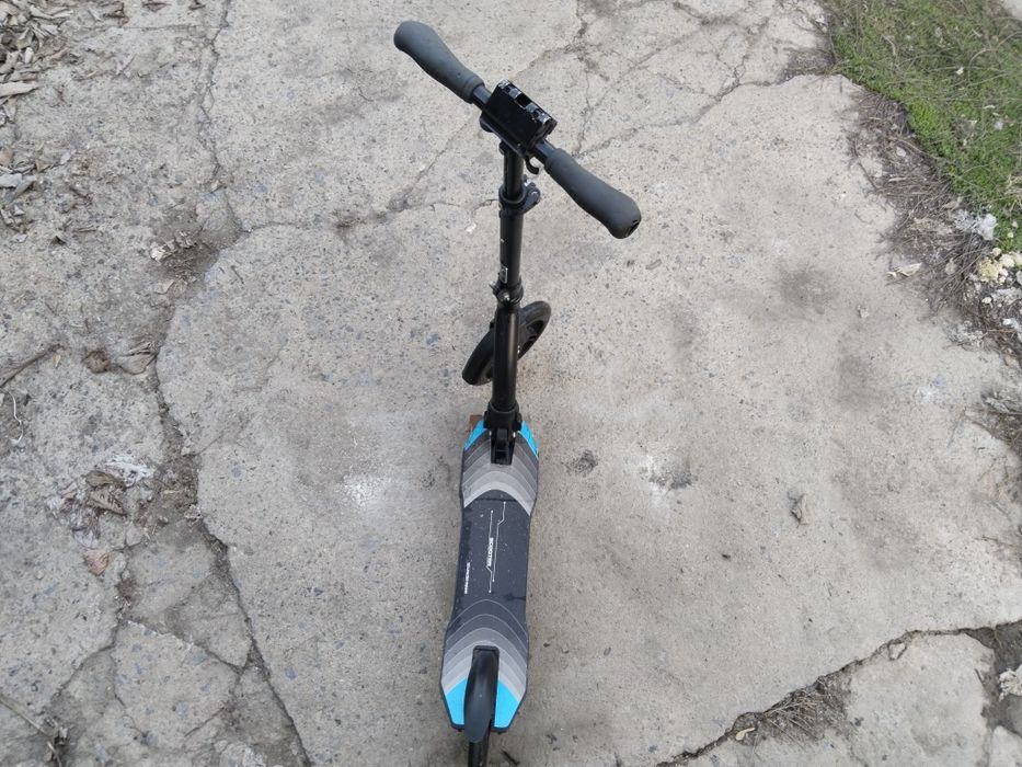 Самокат. В хорошем состояние