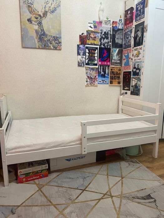 Продаётся детская кровать  165×85