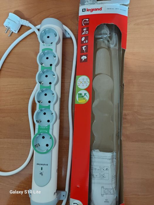 Удлинитель  Legrand.