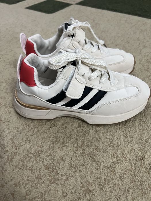 Кроссовки 36 размер