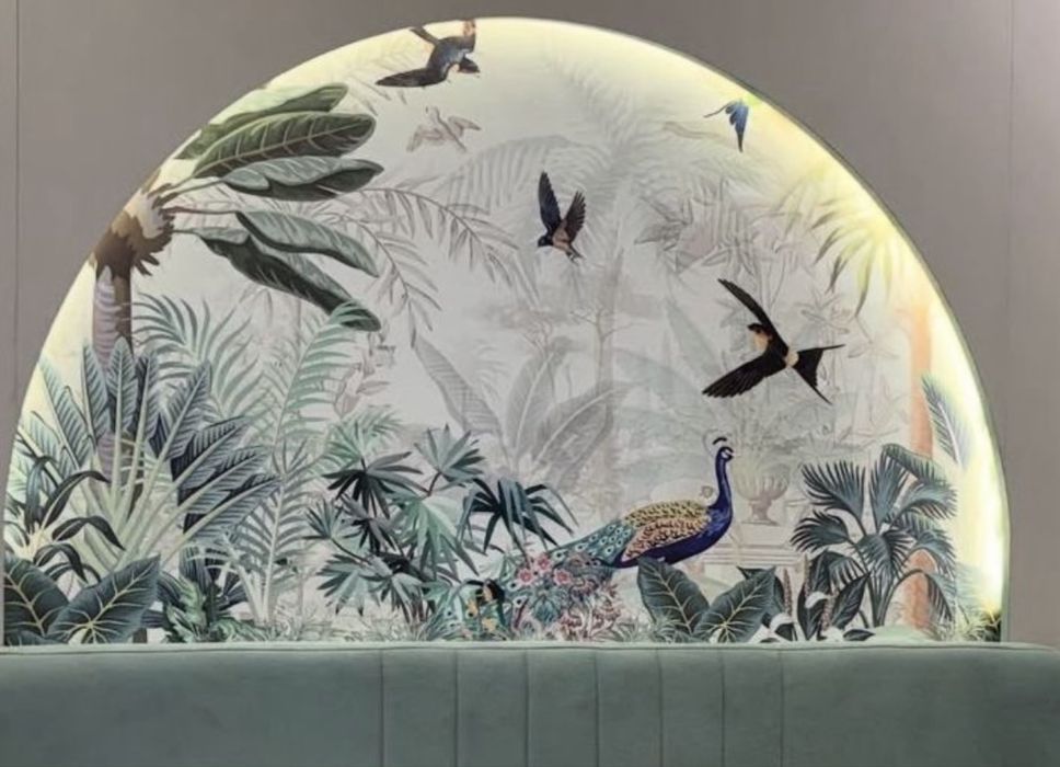 Художники . Роспись стен