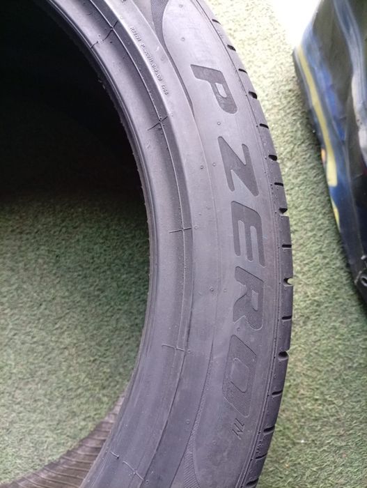 325 35 22 Pirelli o bucată