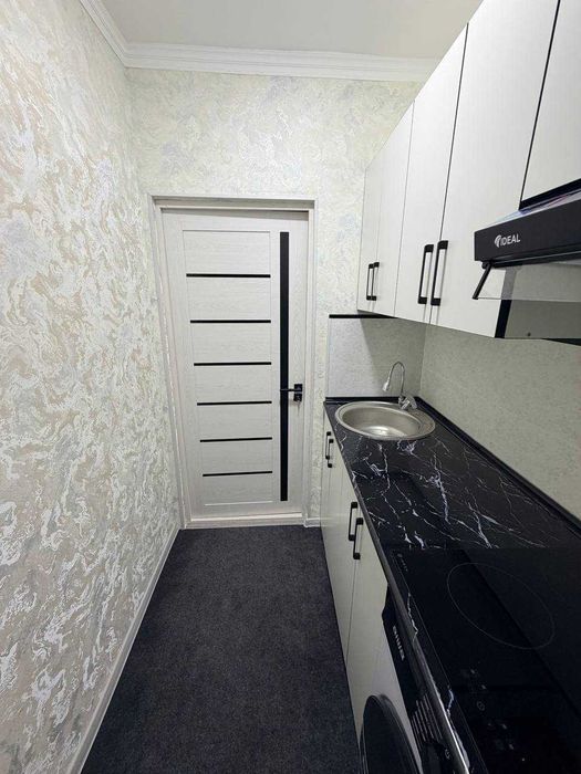 Продается квартира в Яшнабадском районе быв.общ. 1-комнатная 3-этаже