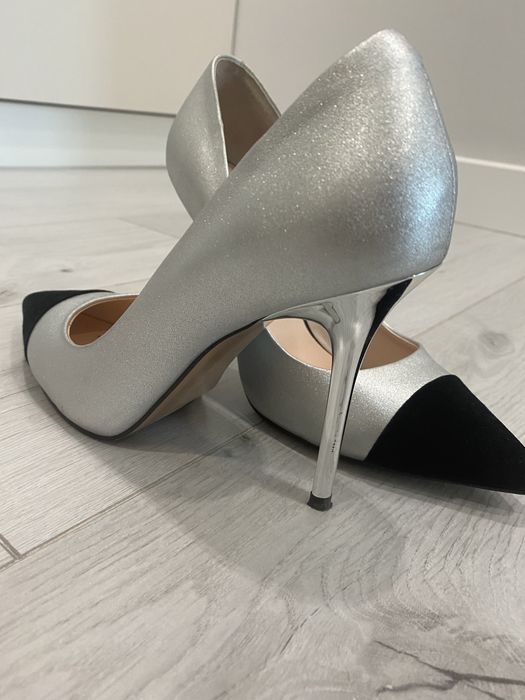 Женские туфли