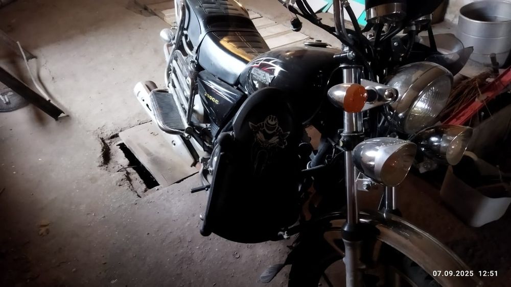 Продам мотоцикл  новый