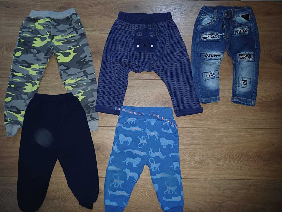 Огромен лот дрехи за момче 10-12-18 мес. цената е за всичко !