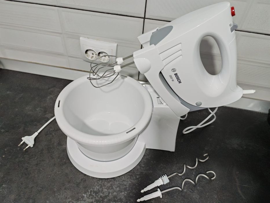 Mixer cu bol Bosch MFQ3555 în garanție