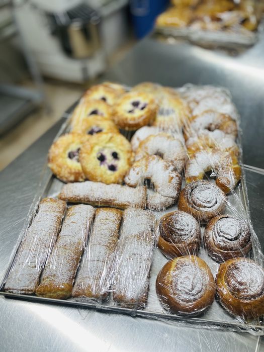 Бургеры, круасаны, панини