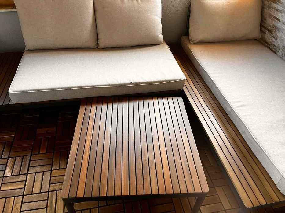 Градински мебели