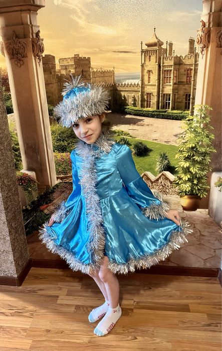 Продам костюм снегурочки