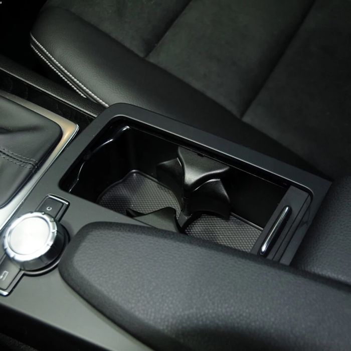 Панел конзола дръжка Mercedes benz w204 C W212 W207 cl amg подлакътник