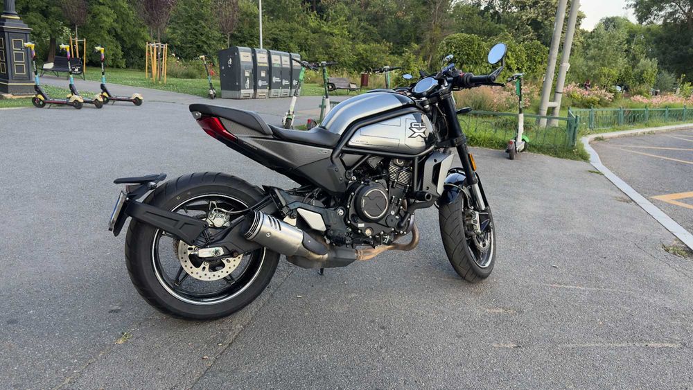 CF Moto CLX 700 Sport