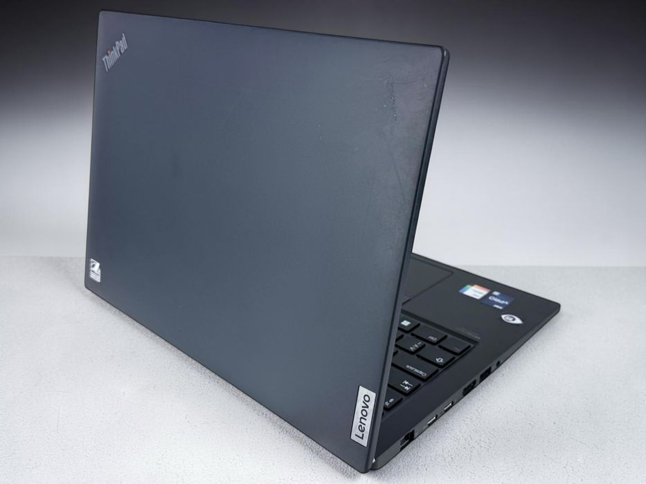 Лаптоп Lenovo ThinkPad T14 Gen 3 14" WUXGA i5-1245u 16RAM 256SSD Гаранция!