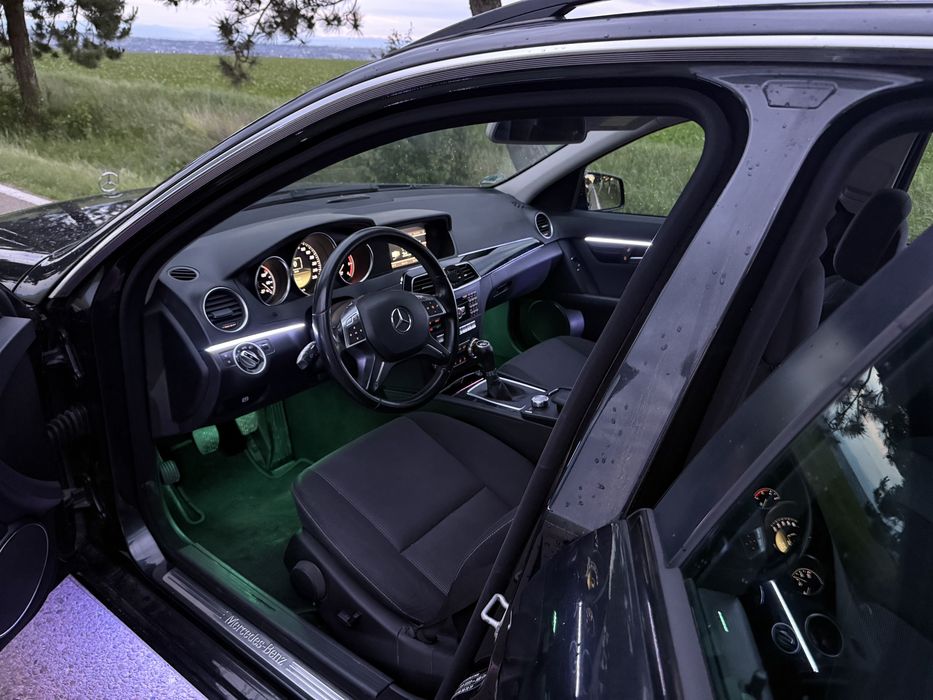 MERCEDES-BENZ C-Class 2012 — imagine 2
