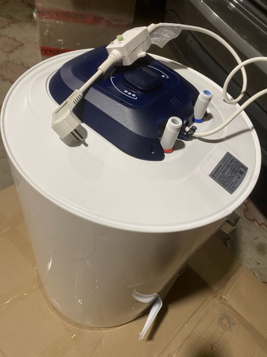 Бойлер Ariston 80 л водонагреватель