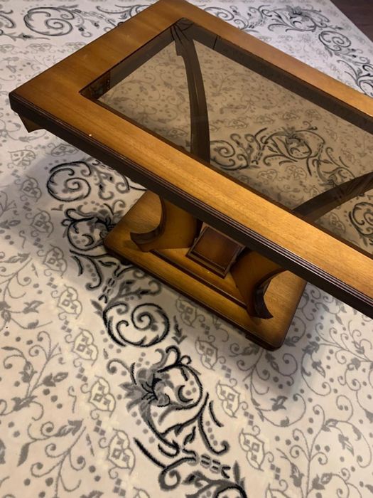 Продам журнальный столик