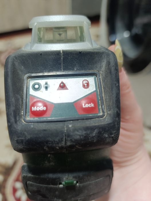 Лазерный нивелир Bosch PLL 360 360° / Б.У. Оригинал