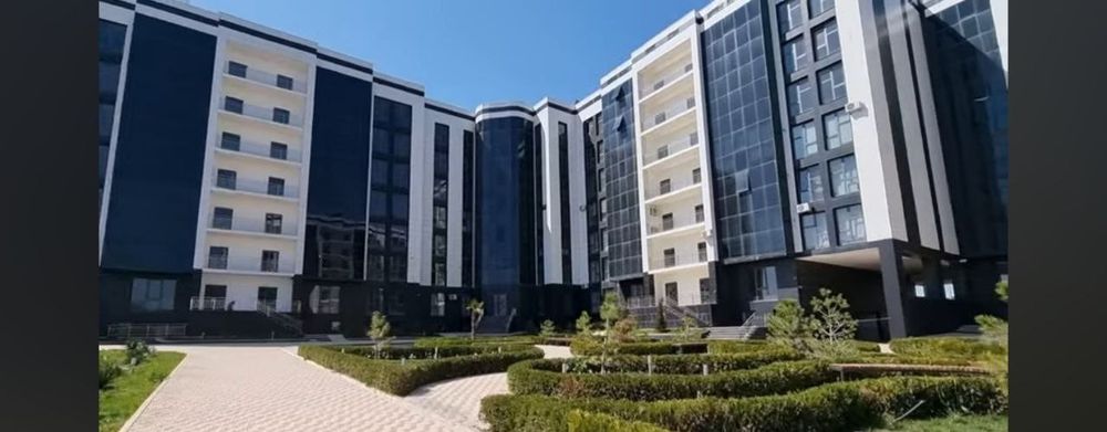 3х комнатная квартира на золотом этаже 2м элитном доме