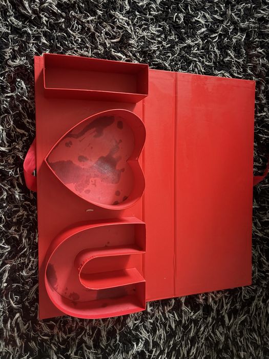 коробка от клубники в шоколаде