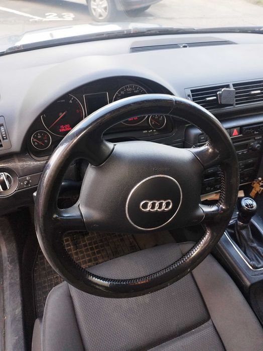 AUDI A4 2002 1.9 motorina