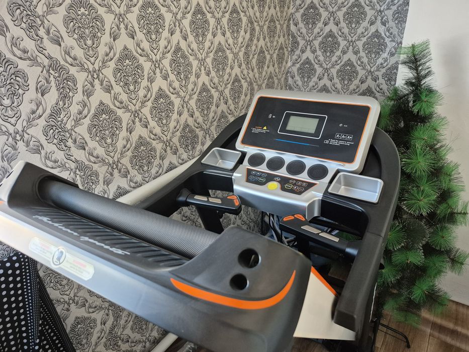 Беговая дорожка.