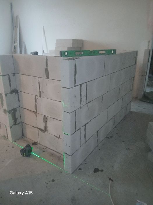 Каменщик  . Перегородщик