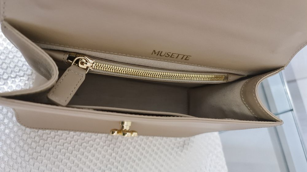 Geantă Musette bej (nude) din piele