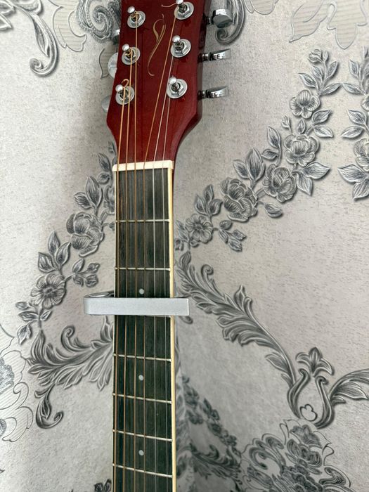 Продается Гитара