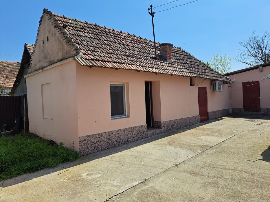 Casa de vanzare în satul Folea
