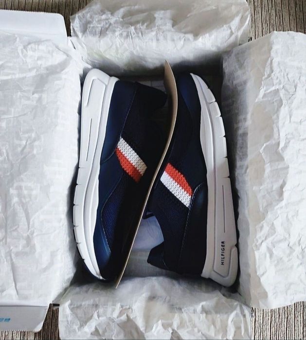 Tommy Hilfiger Nr 40 noi