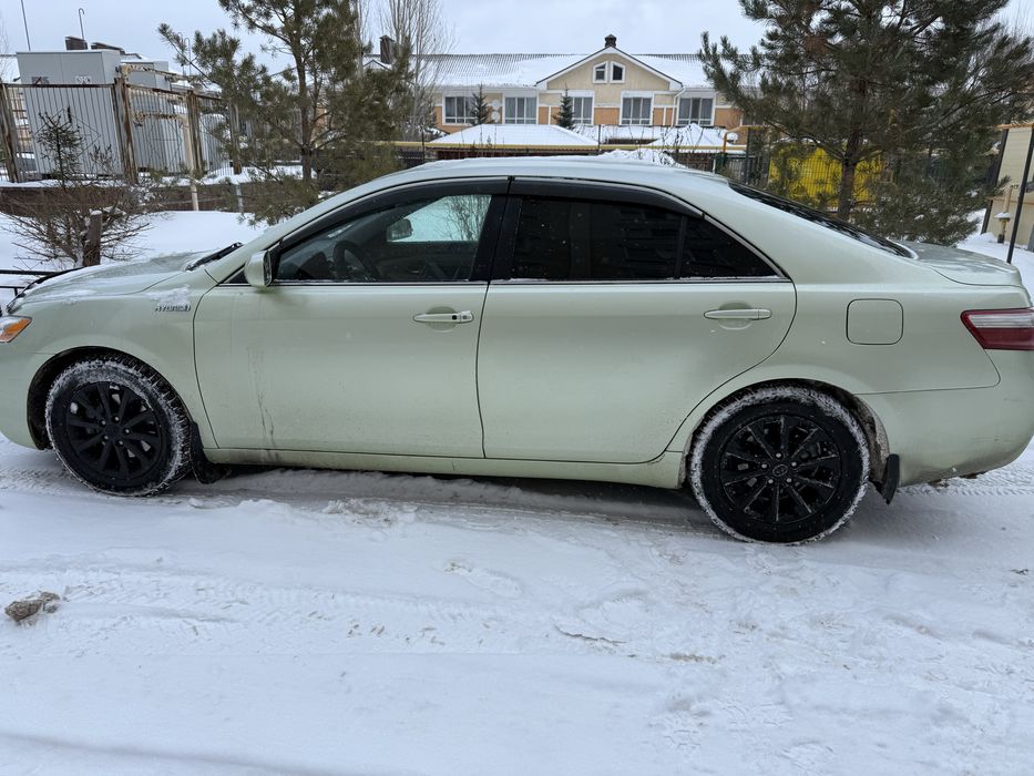 Продам Toyota Camry 40