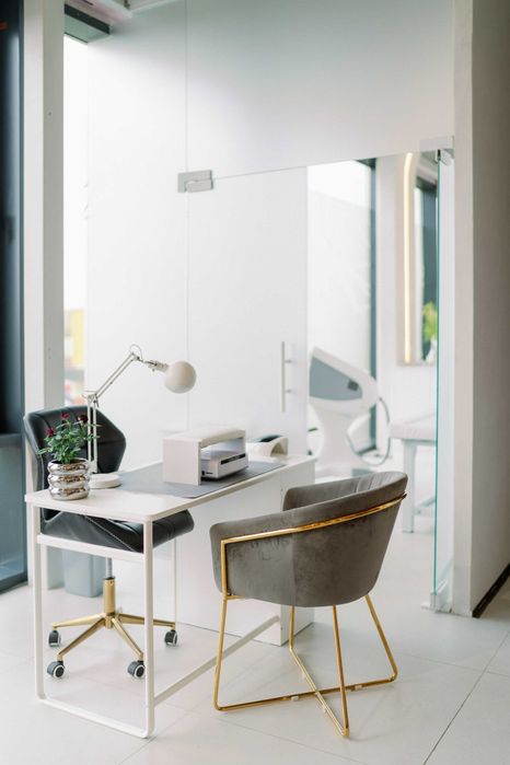 Inchiriere Posturi lucru sau Colaborare Salon Frumusete