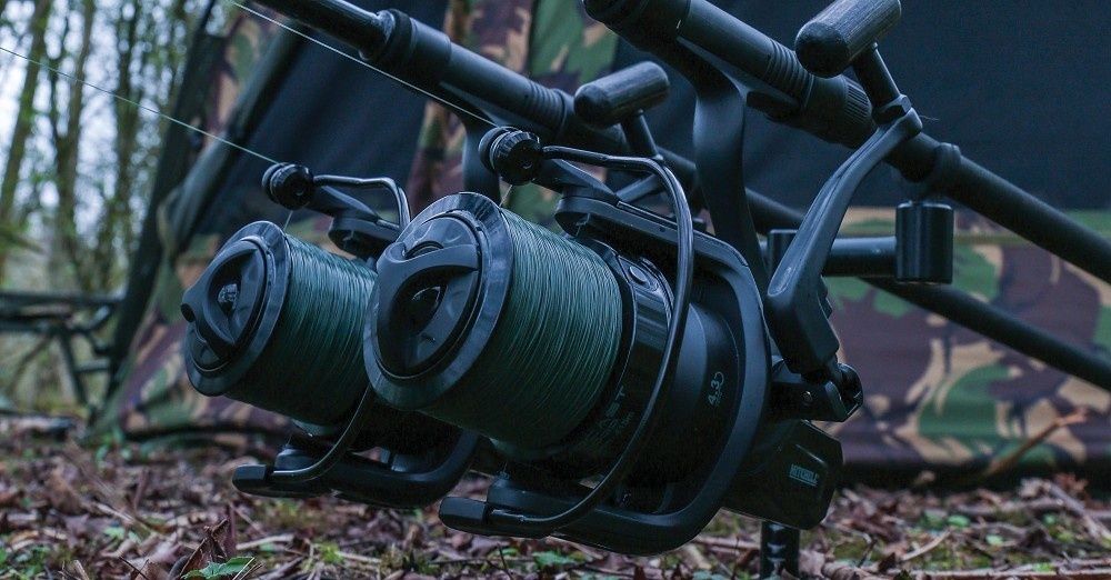 Vând mulinete Mitchell Avocast Black Edition 7000