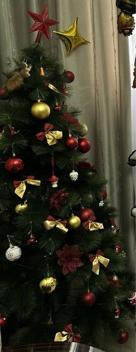 Продам новогоднюю елку