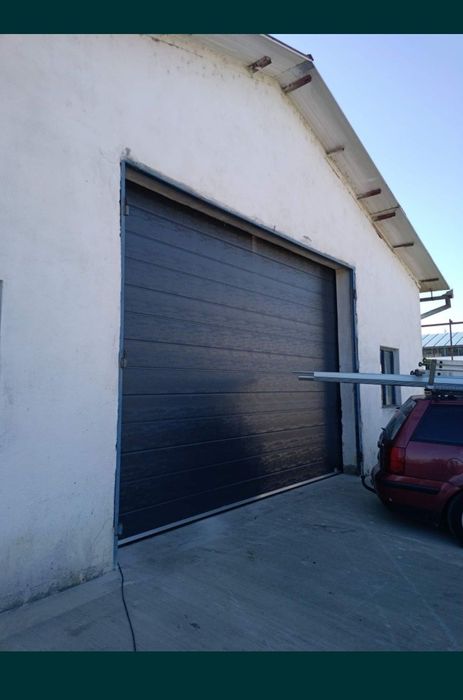 Usa Industriala Secțională - Livrare Rapida și Montaj Inclus