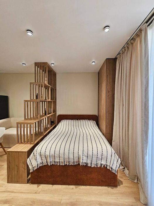 Celebrity Residence Продается 1 комнатная квартира ремонт 8-роддом
