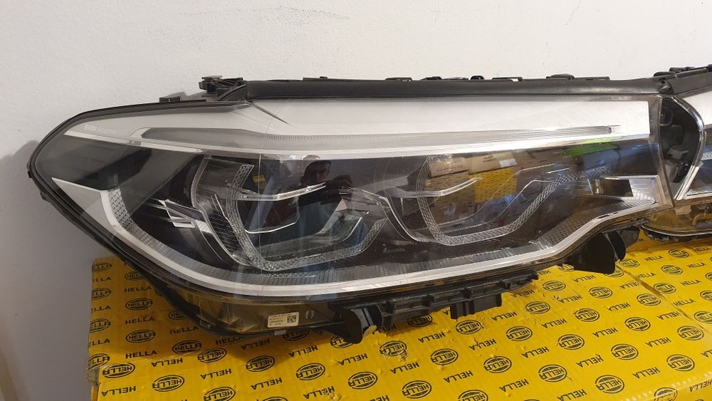 Far faruri full led adaptiv icon BMW seria 5 g30 g31 m5 f90