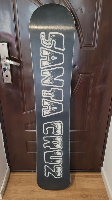 Placa snowboard Santa Cruz 138 + legaturi Burton Cartel