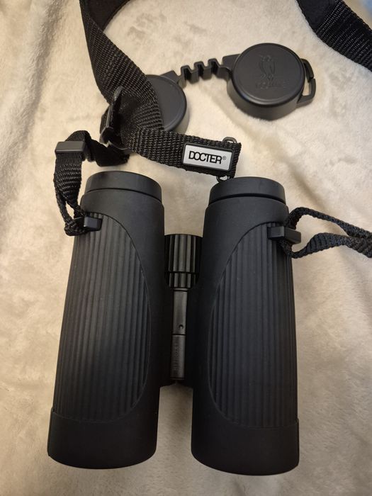 Binoclu Docter 8x42