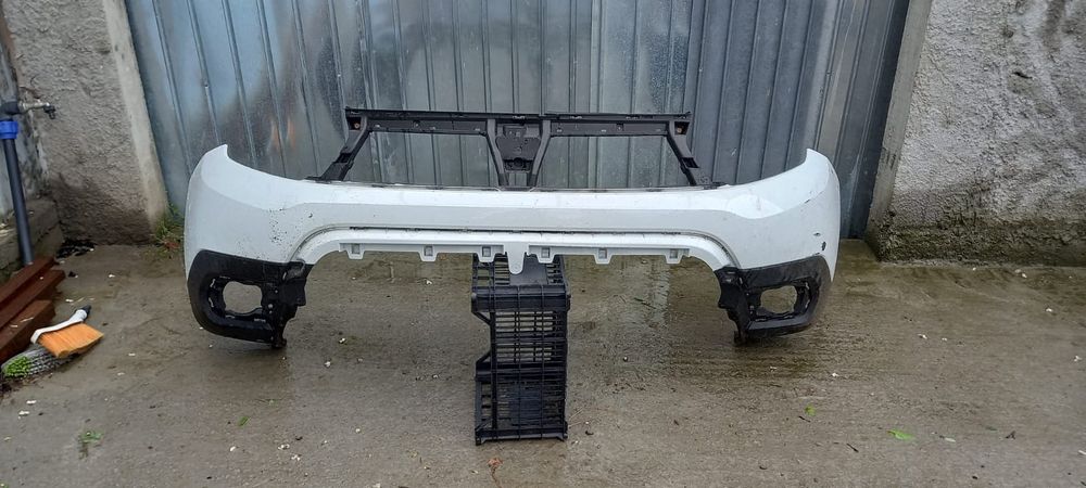 Far Dacia Logan2 Sandero Stepway Duster bara fata Renault Clio4 Clio3 lampa far Renault Megane3 Scenic3 Clio4 Scenic2 aripa Dacia Sandero Stepway3