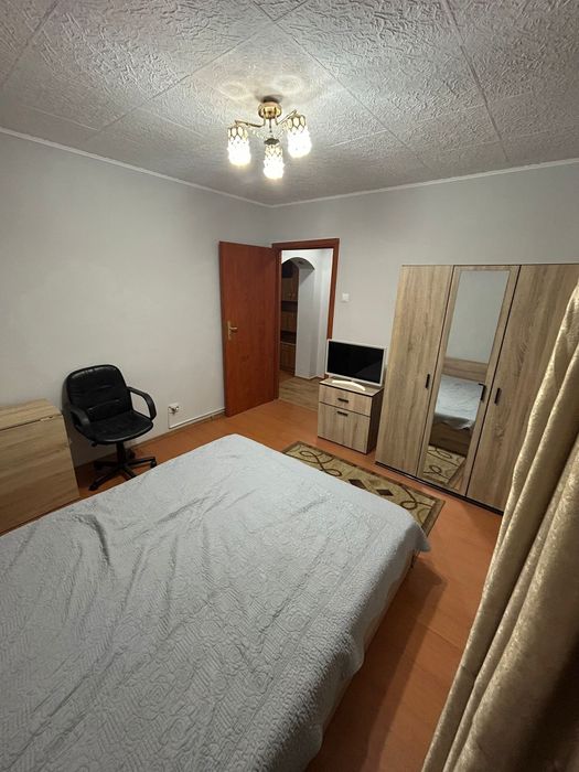 Proprietar,închiriez ap 2 camere secuilor