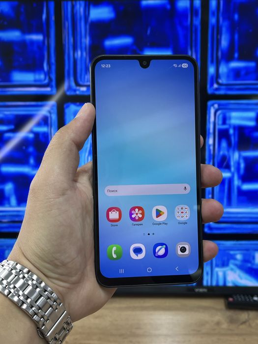 Телефон Samsung Galaxy A17