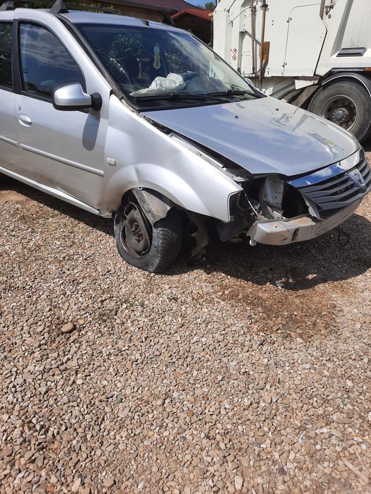 Dacia Logan 1.2/AC /Avariat