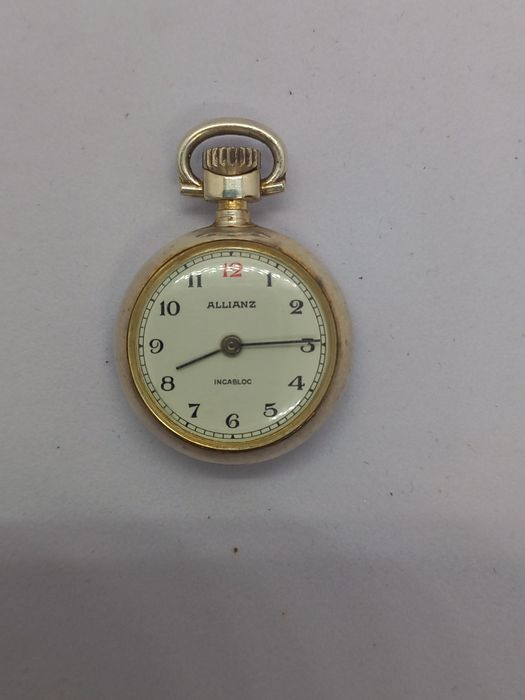 Джобен часовник Allianz