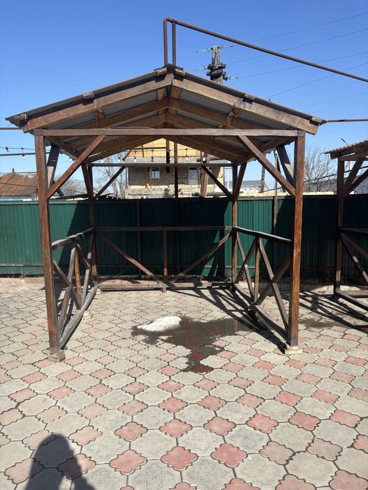 Летник, тапчан, шатер, холодильник для шашлыка.