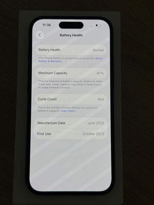 iPhone 15 black 256GB